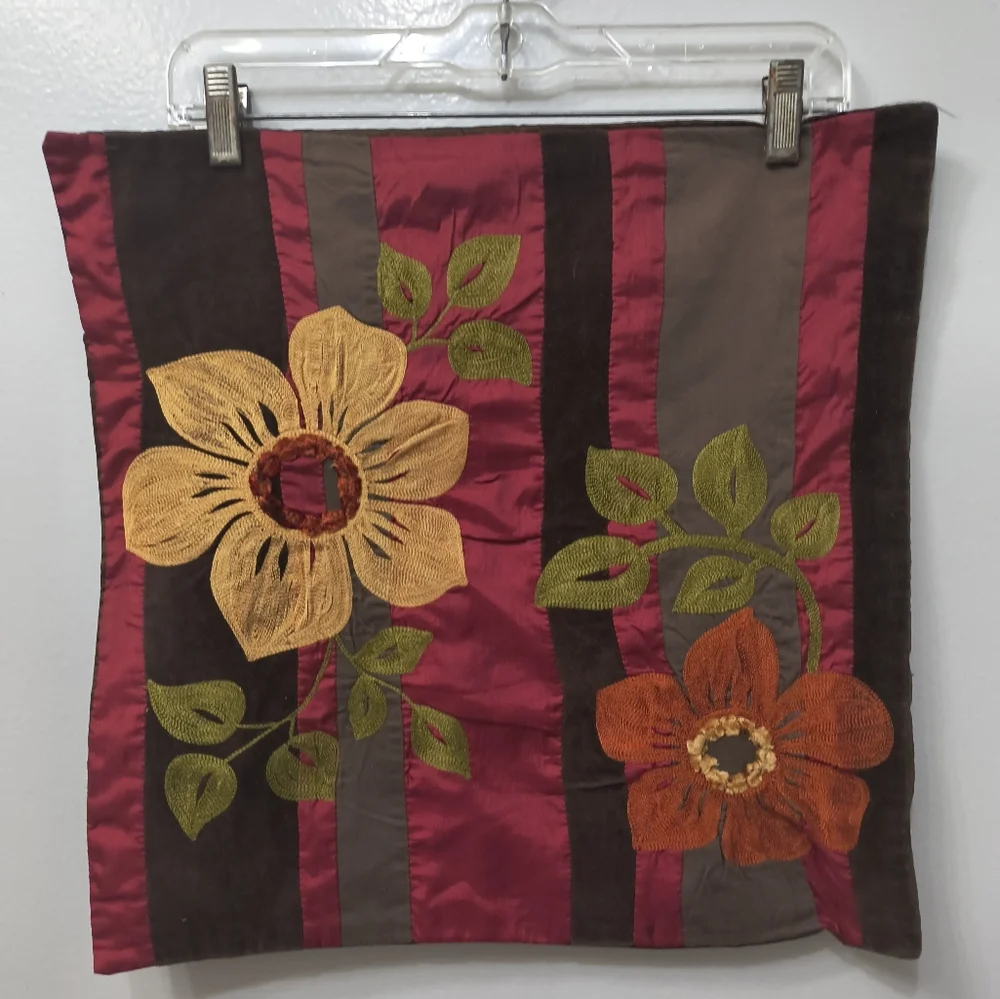 Pier 1 Embroidered Set Of Two Zipper Floral Throw Pillow Covers Multicolored